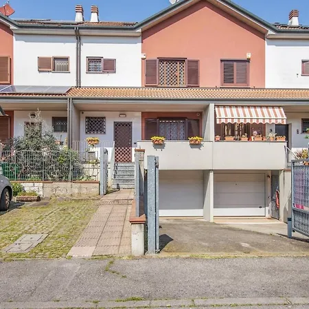 - Free Parking - Garden - Quiet Segrate