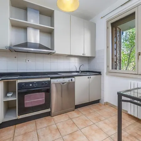 Villa - Free Parking - Garden - Quiet